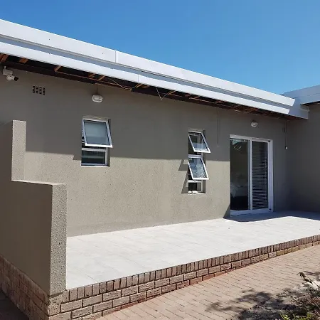Sharon'S House: Modern Self-Catering Rooms-3