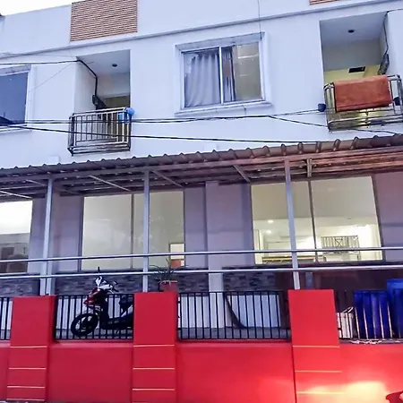Agnes Residence Near Blok M Mitra Reddoorz-3