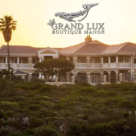 Grand Lux Boutique Manor-3