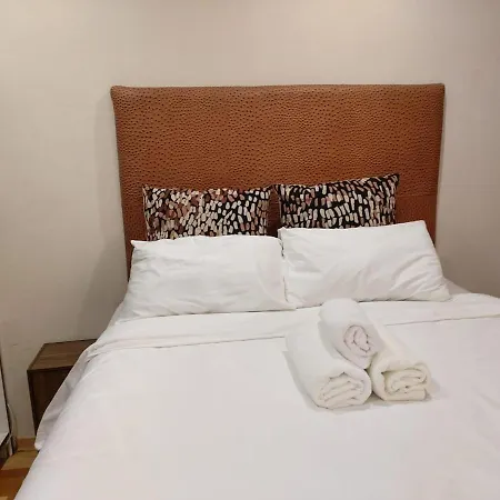 Ikhutseng Guesthouse And Spa-2