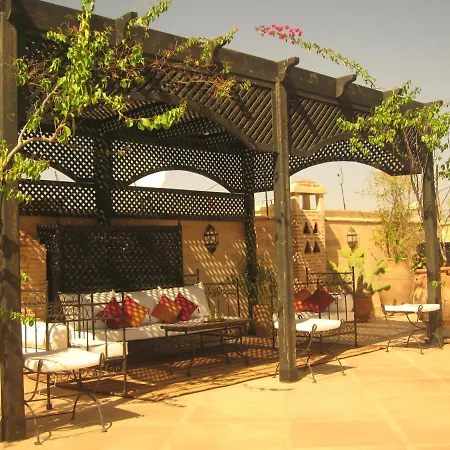 Riad Espoir, Riad de charme en exclusivité dans la médina de Marrakech-3