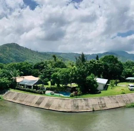 Monty'S Riverside View Resort-3