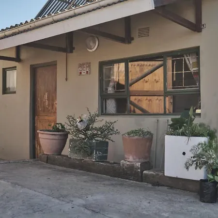 Bluecottage Or Seaview Cottage At Coram Deo Lodge Self Catering-2