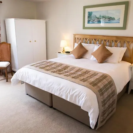 Pengelly Farmhouse B&B-2