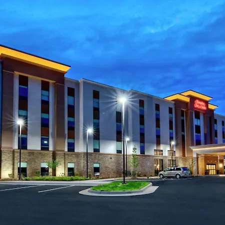 Hampton Inn & Suites Culpeper-3