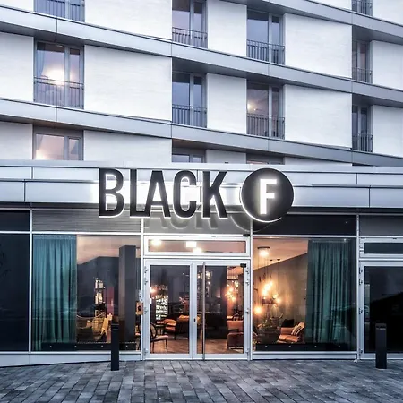 Black F House - Serviced Apartments-2