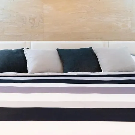 Econosuites Fundidora-2