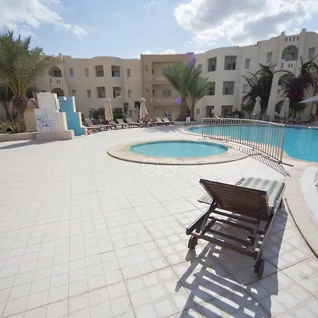 Green Palm-3