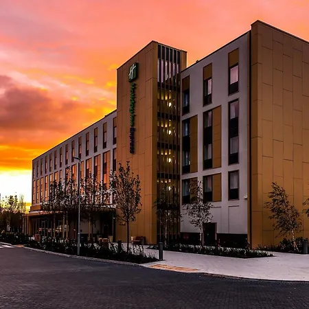 Holiday Inn Express - Bicester By Ihg-2
