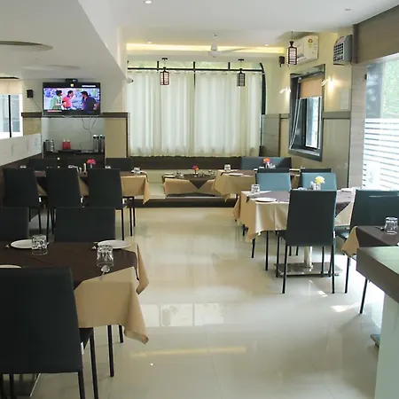 Hotel Saiprasad Solapur Pure Veg Hotel-2
