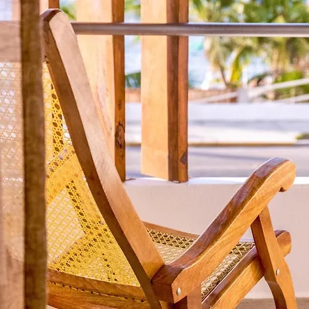 Albatros Suites by Bedsfriends-3