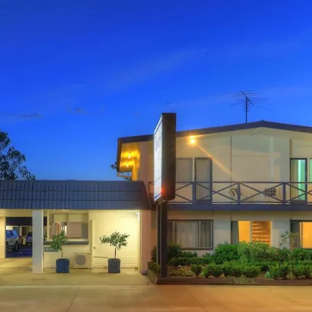 Border Motel-2