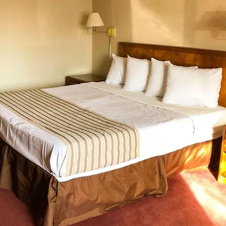 Magnuson Hotel Dixon-2