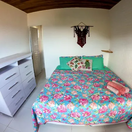 Casa Dos Tubaroes-2