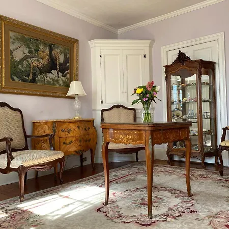 Lightner Farmhouse B&B-3
