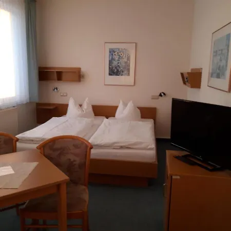 Hotel Zum Sportforum-2