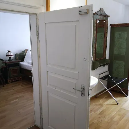 Historisches Hotel Piz Ela Berguen-3