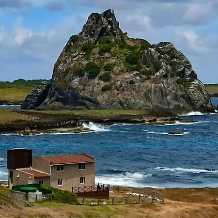 Casa Dos Tubaroes-3