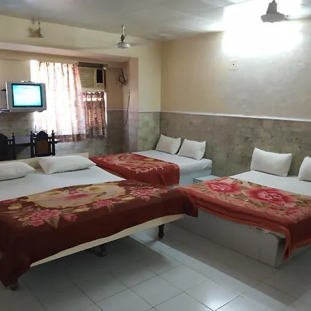 Hotel Meera And Meera Restaurant-2