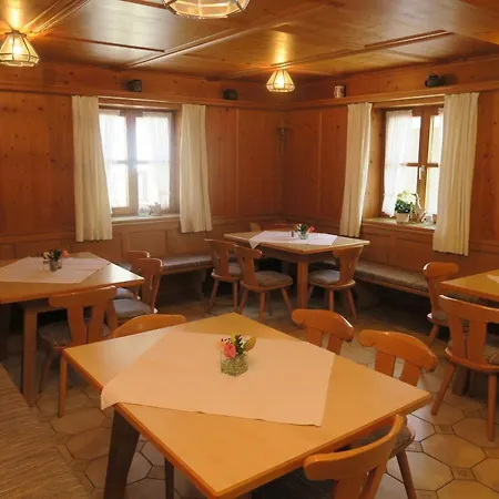 Gasthof Tiroler Hof-3