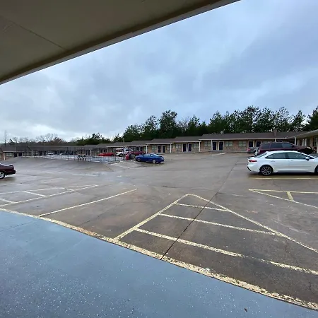 Town House Motel-2
