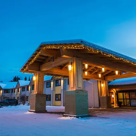 Prestige Hudson Bay Lodge & Conference Centre, Worldhotels-2