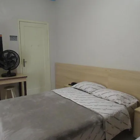 Hotel Ideal Fliper Com Estacionamento Gratis Para Carro Pequeno Altura Padrao "Internet Fibra"-2