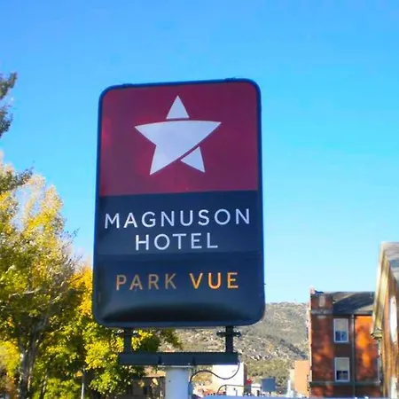 Magnuson Hotel Park Vue-3