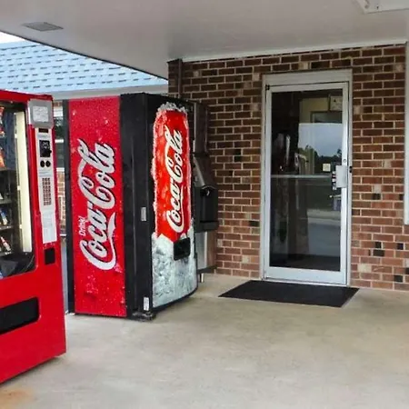 Budget Inn Franklinton-3