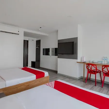 Oyo 666 Mc Hotel Fairview-3