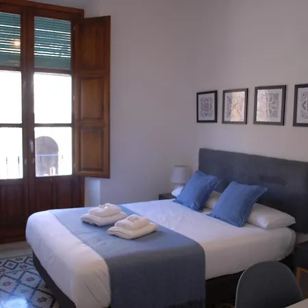 La Perla Granada Suites-2