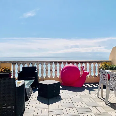 Les Remparts Antibes Location-3