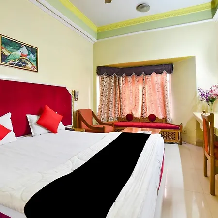 Capital O 68862 Hotel Samrat International-3