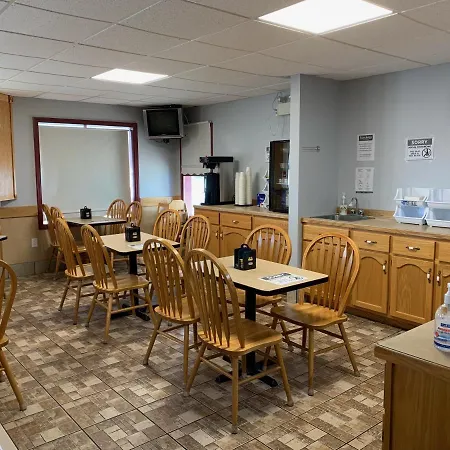Travelodge By Wyndham Fredericton-3