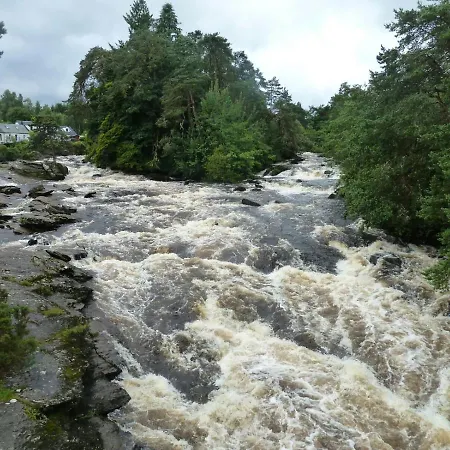 Dall Lodge Country House-3