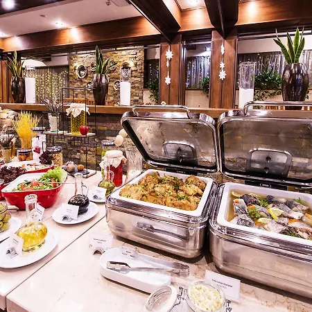 Premier Hotel Lybid-3