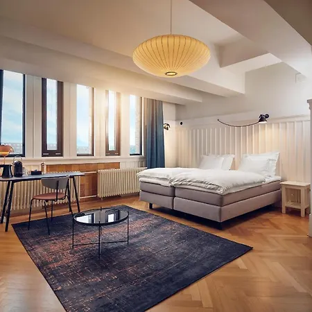 Lloyd Hotel-3