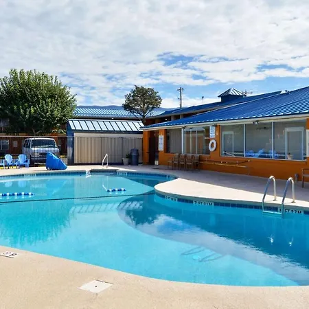The Classic Desert Aire Hotel-2