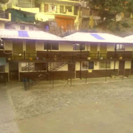 Snow View Huts-2