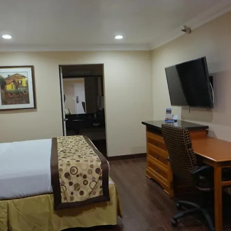 Rodeway Inn Cypress - Buena Park-2