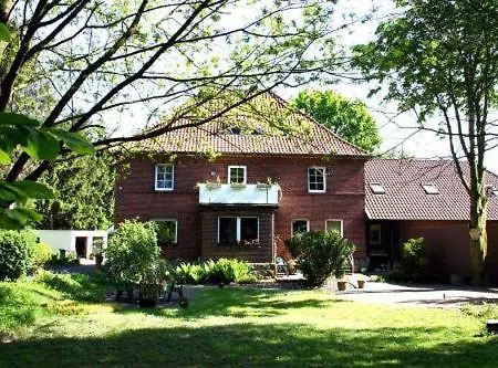 Haus im Grünen-3