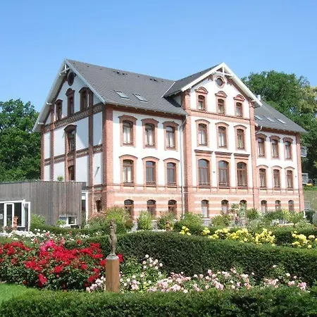 Hotel Am Tiefwarensee-2