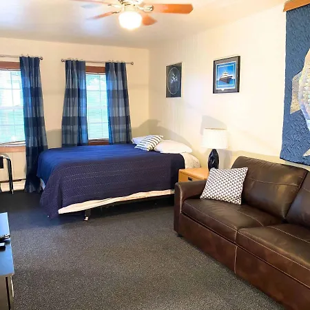 The Tides Inn-2