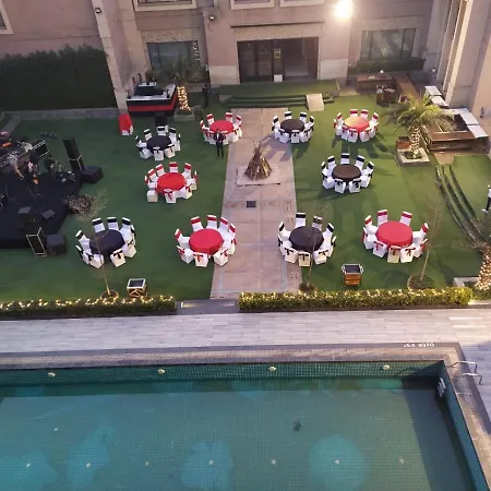 Tivoli Garden Resort-3
