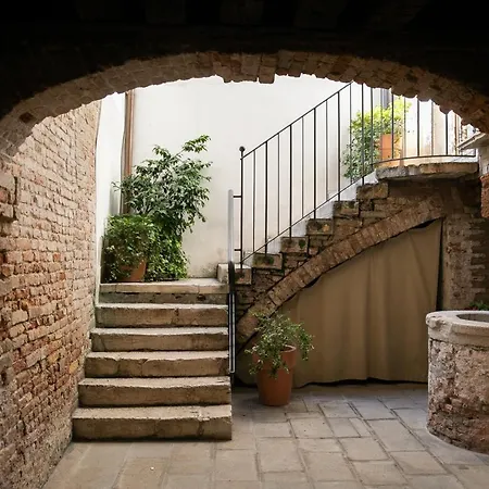 Ca' San Giorgio B&B-2