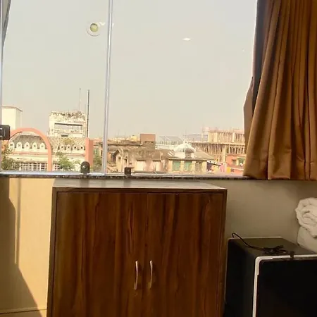Hotel 86B-3