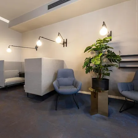 B-Hotel-3