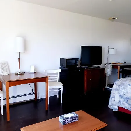 Balmoral Motel-3