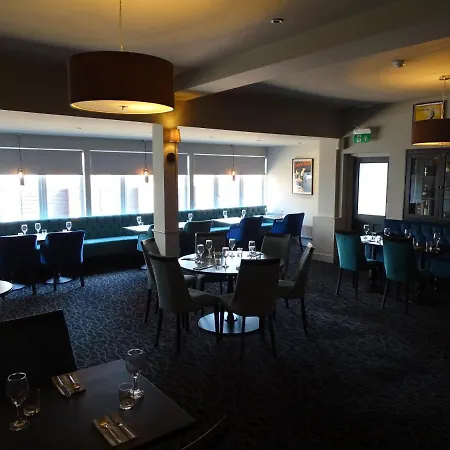 The Beeches Hotel & Leisure Club-3