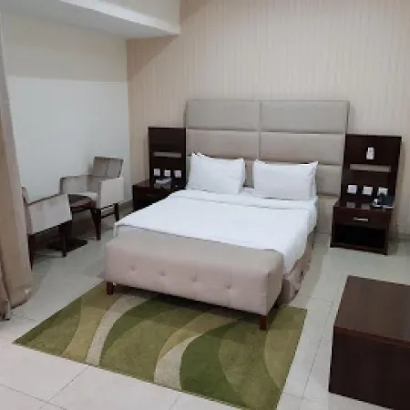 Full Moon Hotel -2Bd Penthouse Suite-2